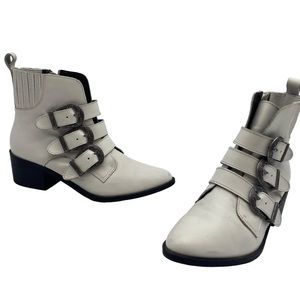Steve Madden Bark white western style Leather ankle bootie